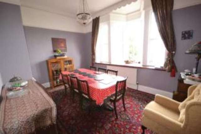  Image of 4 bedroom Maisonette for sale in De Cham Road St. Leonards-on-Sea TN37 at St. Leonards-On-Sea East Sussex Hollington, TN37 6JP