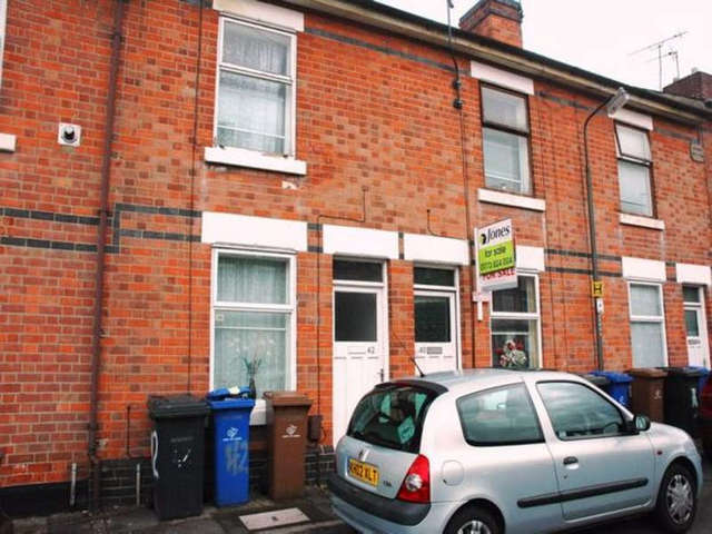  Image of 2 bedroom Terraced house to rent in Deadmans Lane Derby DE24 at Deadmans Lane  Derby, DE24 8WE