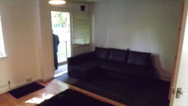  Image of Semi-Detached house to rent in Deans Close London W4 at Dean Close  London, W4 3LX