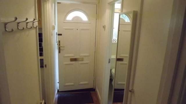 Image of Semi-Detached house to rent in Deans Close London W4 at Dean Close  London, W4 3LX