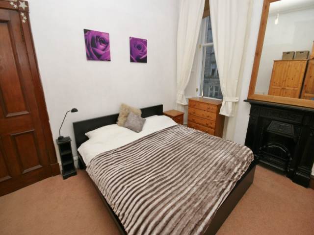  Image of 1 bedroom Flat to rent in Dean Park Street Edinburgh EH4 at Stockbridge Edinburgh Edinburgh, EH4 1JW