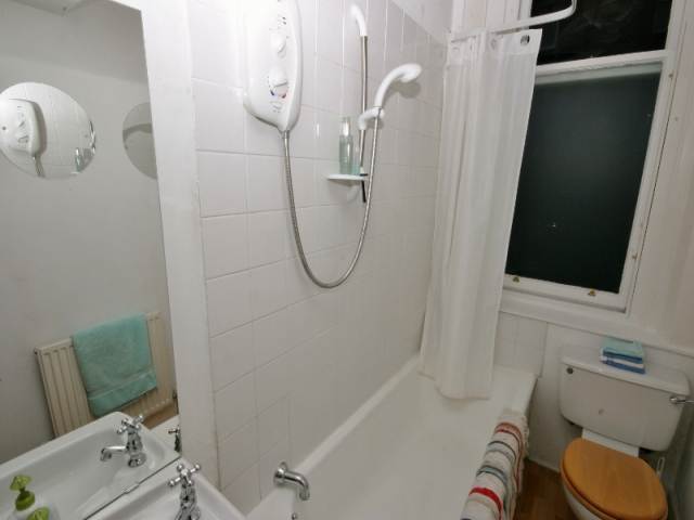  Image of 1 bedroom Flat to rent in Dean Park Street Edinburgh EH4 at Stockbridge Edinburgh Edinburgh, EH4 1JW