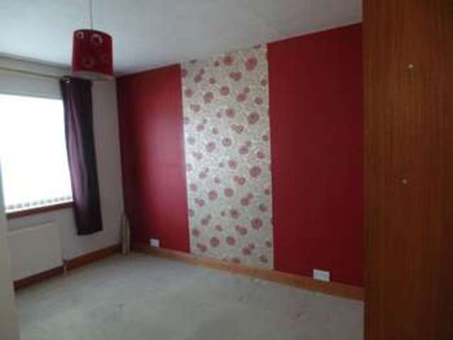  Image of 3 bedroom Semi-Detached house to rent in Deane Road Hillmorton Rugby CV21 at Deane Road Hillmorton Rugby, CV21 4NZ