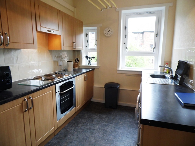  Image of 2 bedroom Flat to rent in Dee Street Glasgow G33 at Riddrie Glasgow Glasgow, G33 2DT
