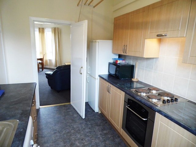  Image of 2 bedroom Flat to rent in Dee Street Glasgow G33 at Riddrie Glasgow Glasgow, G33 2DT
