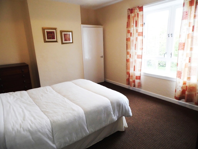  Image of 2 bedroom Flat to rent in Dee Street Glasgow G33 at Riddrie Glasgow Glasgow, G33 2DT
