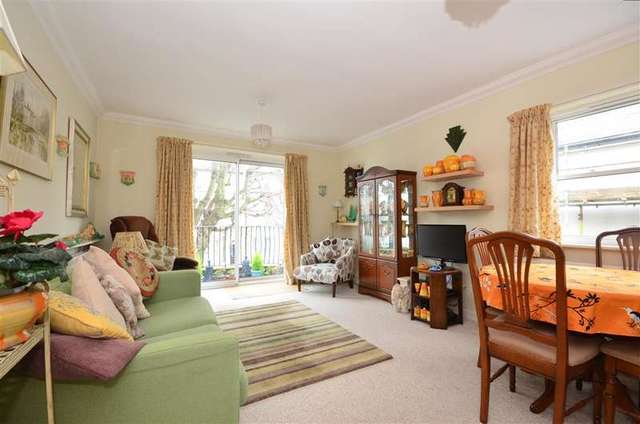  Image of 2 bedroom Apartment for sale in Denmark Villas Hove BN3 at Hove East Sussex Hove, BN3 3TR