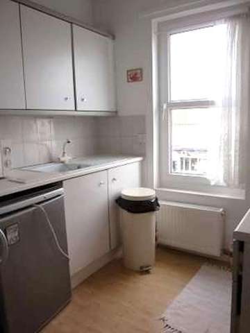  Image of 1 bedroom Flat to rent in Dereham Road Norwich NR2 at Norwich, NR2 4BU