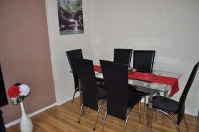  Image of 1 bedroom Property to rent in Midship Point The Quarterdeck London E14 at London, E14 8SP