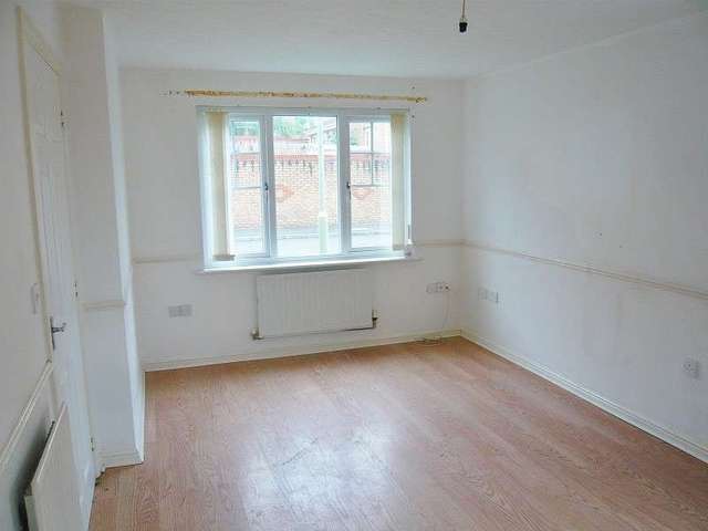  Image of 3 bedroom Detached house for sale in Maudlam Maudlam Bridgend CF33 at Dol Hir  North Cornelly, CF33 4PL