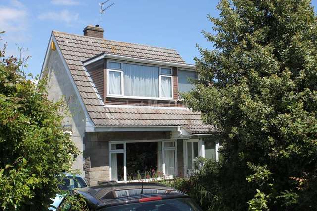  Image of 3 bedroom Detached house to rent in Down Close Portishead Bristol BS20 at Down Close  Bristol, BS20 8BX
