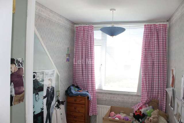  Image of 3 bedroom Detached house to rent in Down Close Portishead Bristol BS20 at Down Close  Bristol, BS20 8BX