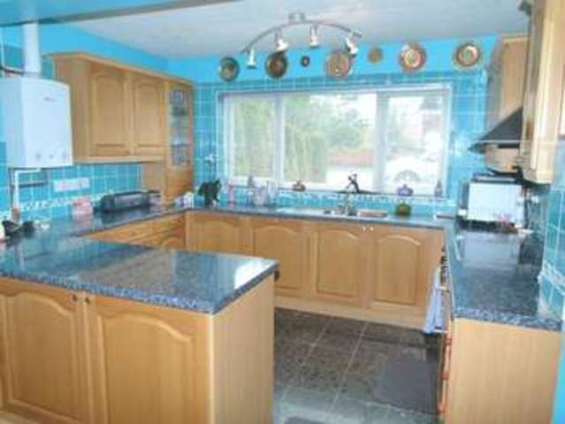  Image of 4 bedroom Detached house for sale in Driftwood Avenue St. Albans AL2 at Driftwood Avenue  St Albans, AL2 3DE