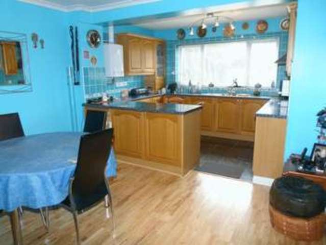 Image of 4 bedroom Detached house for sale in Driftwood Avenue St. Albans AL2 at Driftwood Avenue  St Albans, AL2 3DE