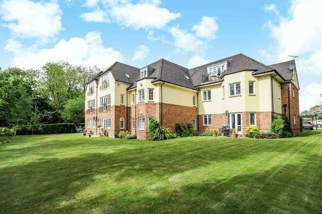  Image of 2 bedroom Flat for sale in Ducks Hill Road Northwood HA6 at Ducks Hill Road  Northwood, HA6 2SG
