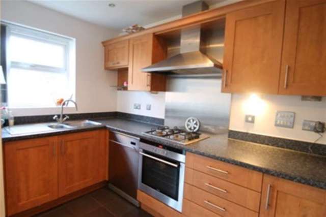  Image of 4 bedroom Detached house to rent in Duncannon Place Greenhithe DA9 at Greenhithe, DA9 9FW