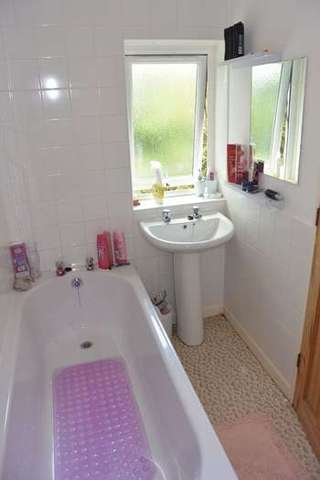  Image of 4 bedroom Terraced house to rent in Dungarth Green Liskeard PL14 at Dungarth Green  Liskeard, PL14 3BS