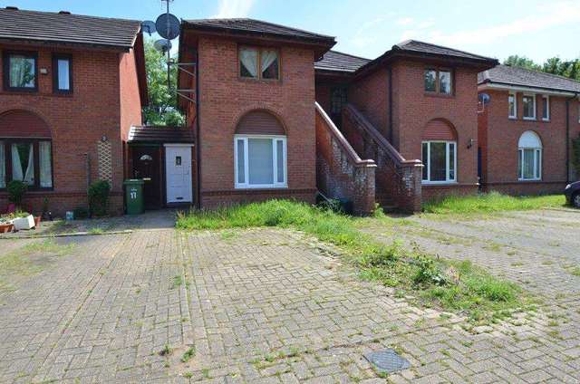  Image of 1 bedroom Maisonette for sale in Lampitts Cross Eaglestone Milton Keynes MK6 at Lampitts Cross Eaglestone Milton Keynes, MK6 5LJ