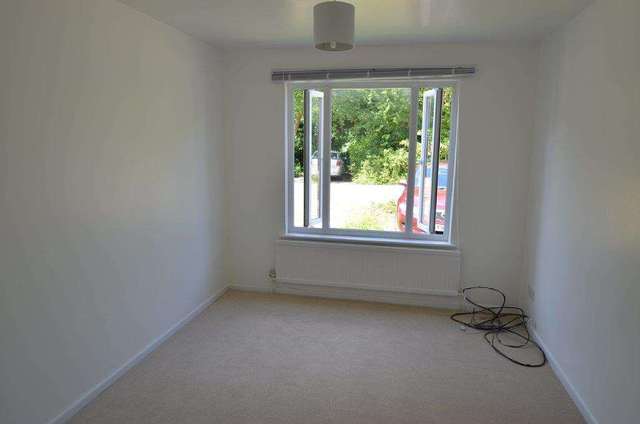  Image of 1 bedroom Maisonette for sale in Lampitts Cross Eaglestone Milton Keynes MK6 at Lampitts Cross Eaglestone Milton Keynes, MK6 5LJ