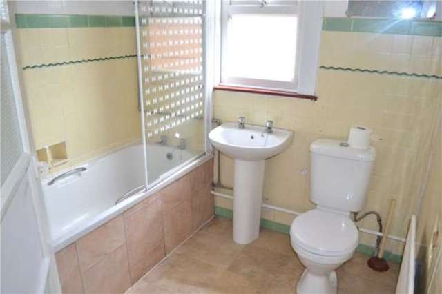  Image of 7 bedroom Terraced house for sale in Earlsdon Avenue North Coventry CV5 at Earlsdon Coventry Earlsdon, CV5 6GA
