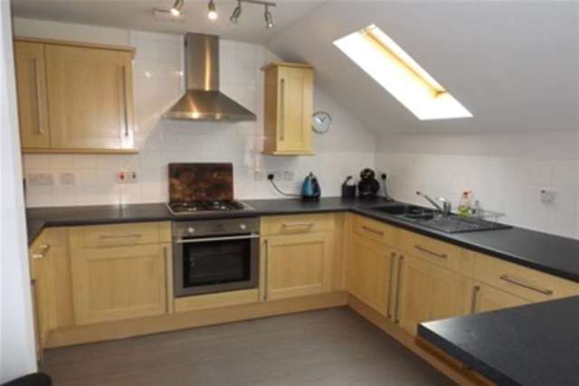  Image of 2 bedroom Flat to rent in Easebourne Easebourne Midhurst GU29 at Midhurst, GU29 0AA