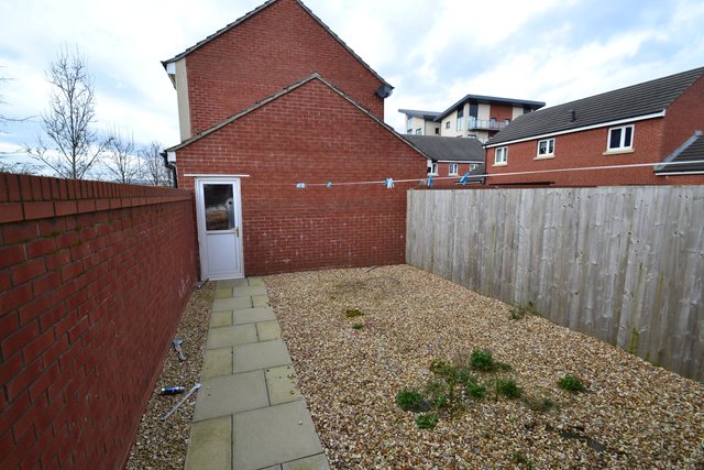  Image of 4 bedroom Detached house to rent in East Dock Road Newport NP20 at Newport  Newport, NP20 2FR