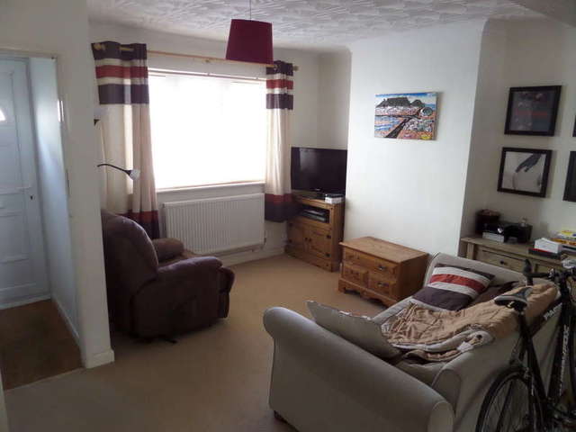  Image of 2 bedroom Terraced house to rent in Eastcott Hill Swindon SN1 at Swindon Swindon, SN1 3JF