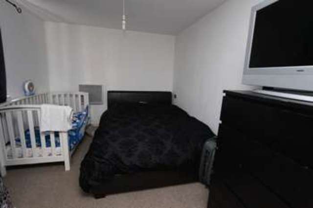  Image of 2 bedroom Flat for sale in Tommy Green Walk Eastleigh SO50 at Tommy Green Walk  EASTLEIGH, SO50 5GA