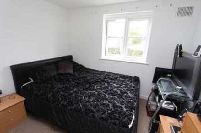  Image of 2 bedroom Flat for sale in Tommy Green Walk Eastleigh SO50 at Tommy Green Walk  EASTLEIGH, SO50 5GA