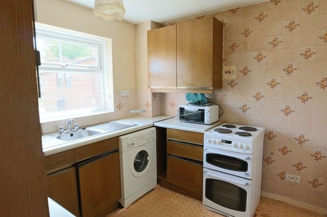 Image of 3 bedroom Detached house for sale in Edendale Lowestoft NR32 at Edendale Oulton Broad Lowestoft, NR32 3JZ