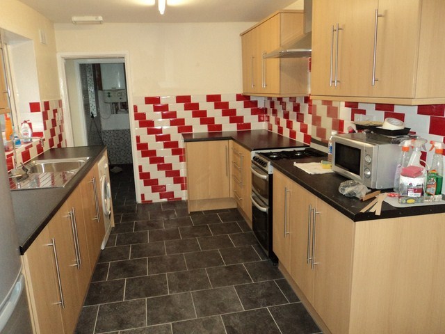  Image of 4 bedroom Terraced house to rent in Edgbaston Road Moseley Birmingham B12 at Balsall Heath  Birmingham, B12 9PB