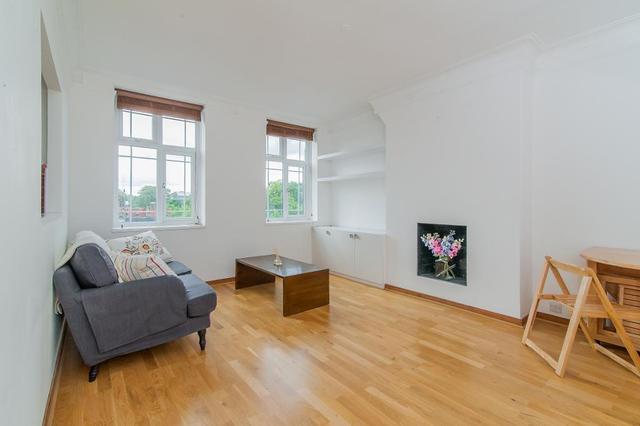  Image of 2 bedroom Flat to rent in Edwardes Square London W8 at London, W8 6NL