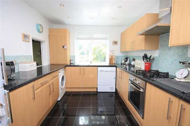  Image of 2 bedroom Flat for sale in Egmont Road Sutton SM2 at Sutton Surrey Sutton, SM2 5JR