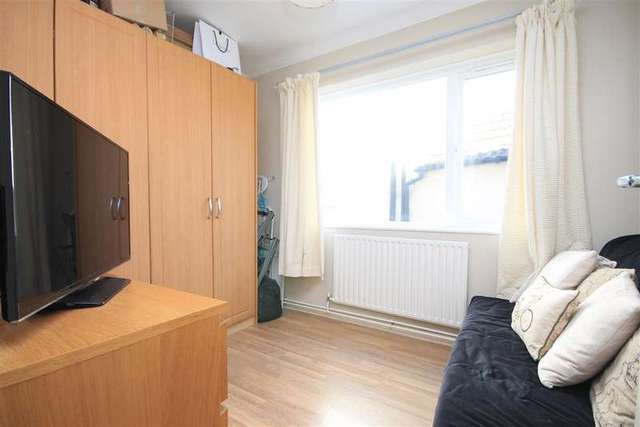  Image of 2 bedroom Flat for sale in Egmont Road Sutton SM2 at Sutton Surrey Sutton, SM2 5JR