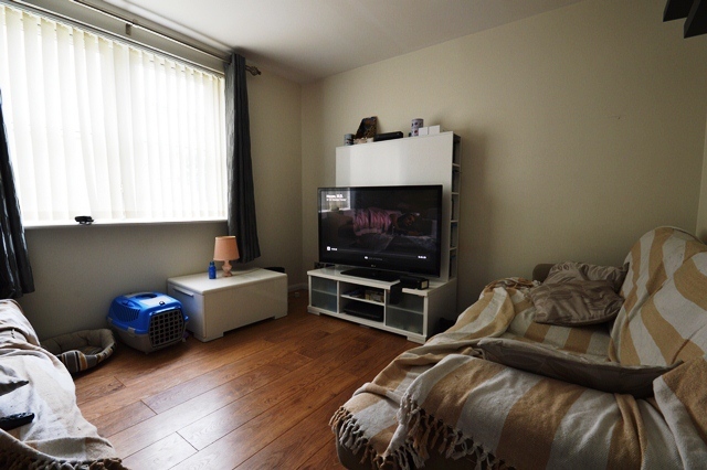  Image of 1 bedroom Flat to rent in Elbe Street Edinburgh EH6 at Leith Edinburgh Edinburgh, EH6 7HL