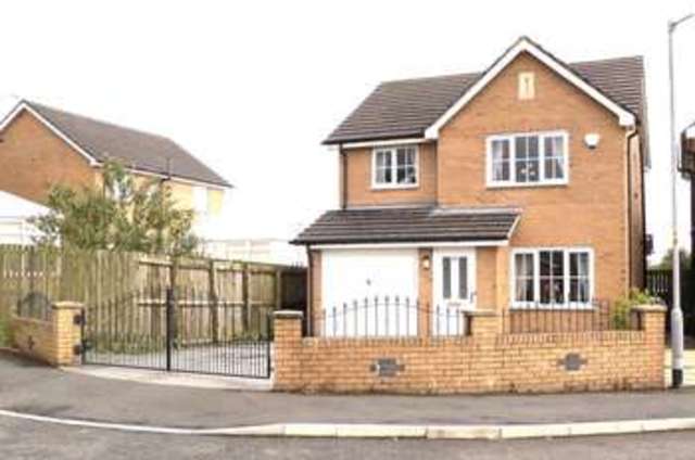  Image of 3 bedroom Detached house for sale in Elder Drive Bolton BL3 at Elder Drive  Darcy Lever, BL3 1AT