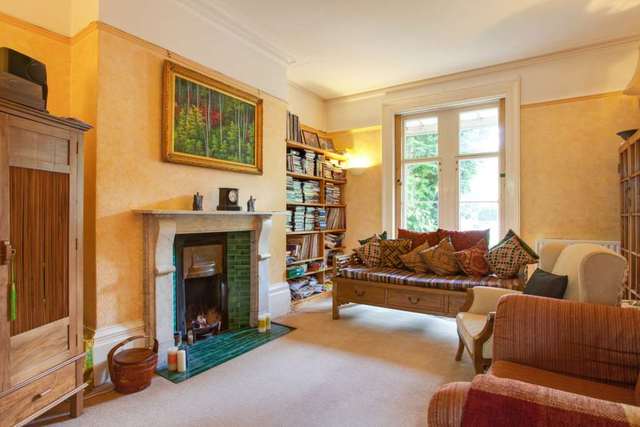  Image of 3 bedroom Semi-Detached house for sale in Eldon Square Reading RG1 at Eldon Square  Reading, RG1 4DP