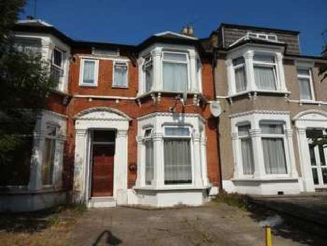  Image of 1 bedroom Flat to rent in Elgin Road Seven Kings Ilford IG3 at Elgin Road  Ilford, IG3 8LL
