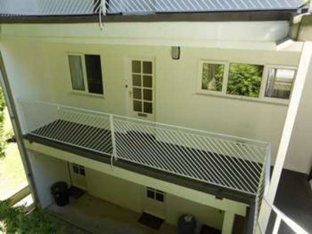  Image of 2 bedroom Flat for sale in Elm Court Truro TR1 at Elm Court  Truro, TR1 1DN