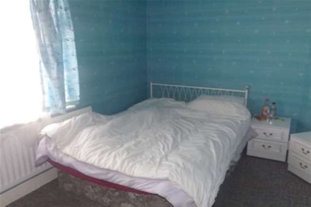  Image of 4 bedroom Detached house to rent in Enfield Road Ellesmere Port CH65 at Ellesmere Port, CH65 8DA