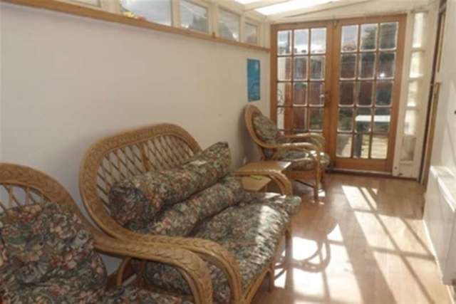  Image of 4 bedroom Detached house to rent in Enfield Road Ellesmere Port CH65 at Ellesmere Port, CH65 8DA