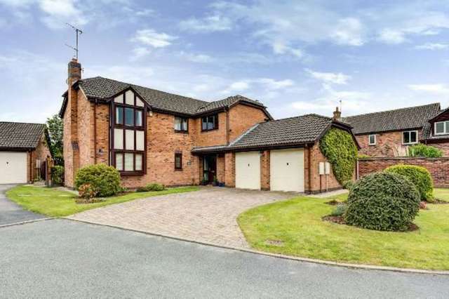  Image of 5 bedroom Detached house for sale in Ennerdale Drive Congleton CW12 at Ennerdale Drive  Congleton, CW12 4FR