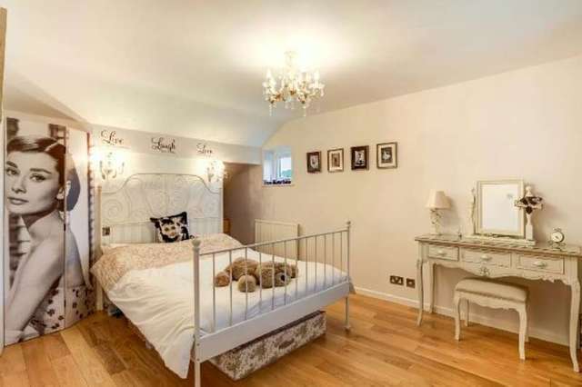  Image of 5 bedroom Detached house for sale in Ennerdale Drive Congleton CW12 at Ennerdale Drive  Congleton, CW12 4FR