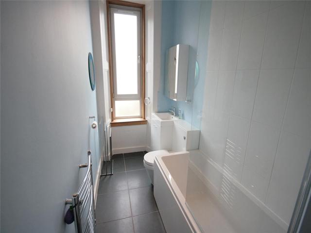  Image of 2 bedroom Flat to rent in Eskdale Street Glasgow G42 at Crosshill Glasgow Glasgow, G42 8UD
