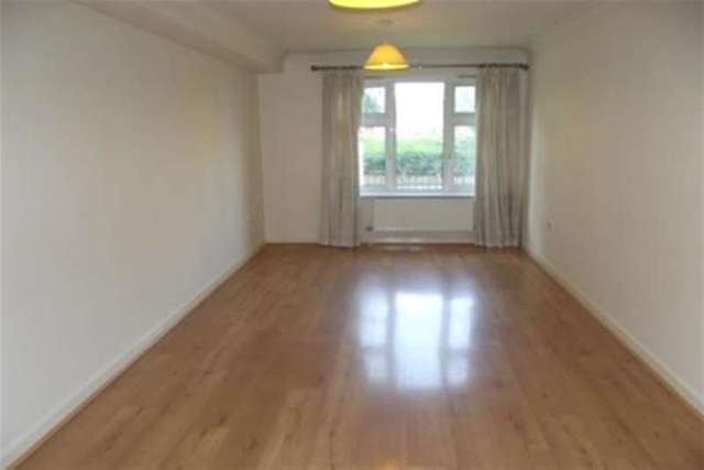 Image of 1 bedroom Flat to rent in Powhay Mills Tudor Street Exeter EX4 at Exeter, EX4 3BT