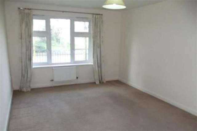  Image of 1 bedroom Flat to rent in Powhay Mills Tudor Street Exeter EX4 at Exeter, EX4 3BT