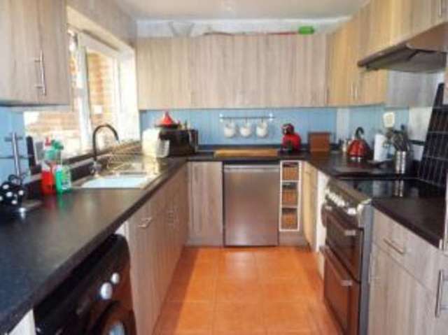  Image of 3 bedroom Terraced house for sale in Devonshire Way Fareham PO14 at Fareham Hampshire Titchfield, PO14 3AQ