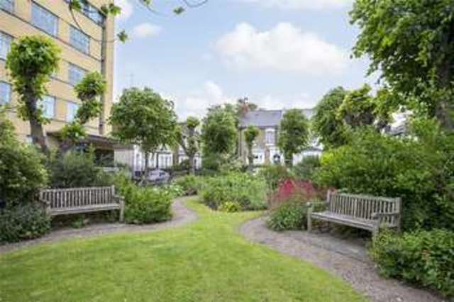  Image of 3 bedroom Terraced house for sale in Fassett Square London E8 at Hackney London Hackney, E8 1DQ