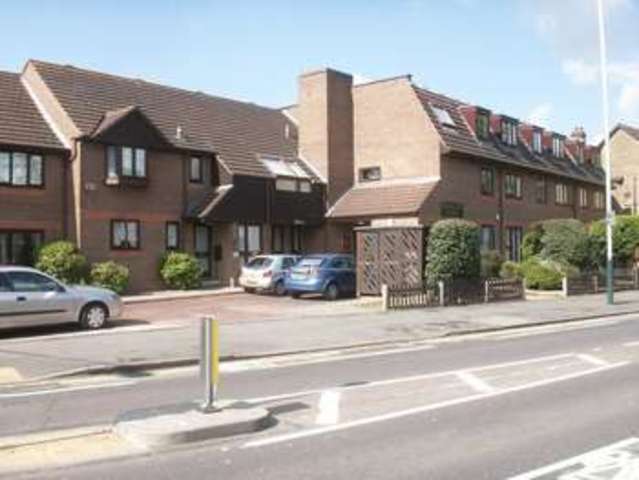  Image of 1 bedroom Retirement Property for sale in Mawney Road Romford RM7 at 95 Mawney Road  Romford, RM7 7JE