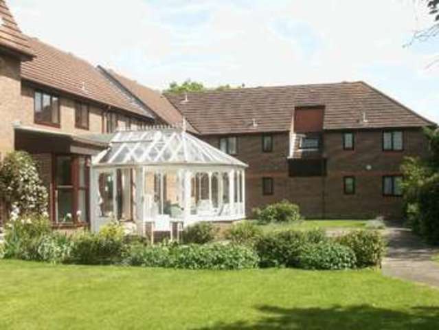  Image of 1 bedroom Retirement Property for sale in Mawney Road Romford RM7 at 95 Mawney Road  Romford, RM7 7JE